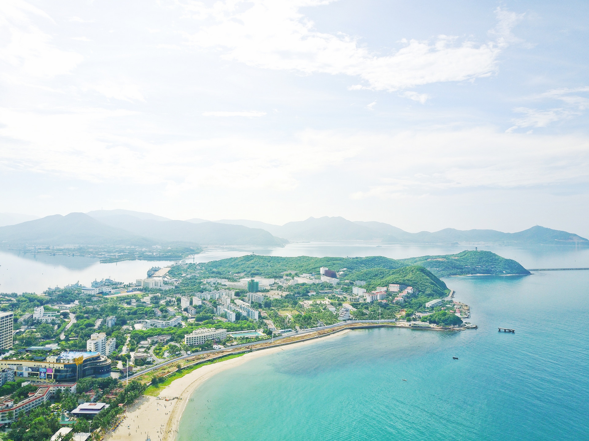 攝圖網_500935349_banner_海南三亞（企業(yè)商用）.jpg